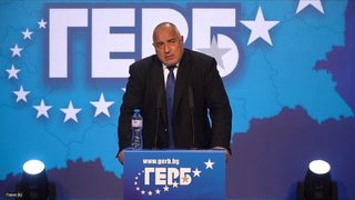 Не, преврат в България няма. Трите фронта на ГЕРБ и Борисов