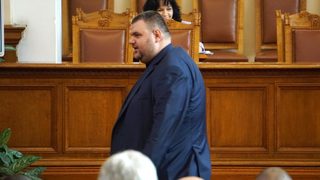 След санкциите срещу Пеевски, Божков и Желязков: струва ли си да се обжалват и ще има ли още