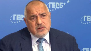Борисов се опита да се разграничи от Пеевски, но остави въпроси без отговор