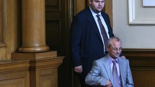 Механизмът зад модела "Пеевски"