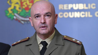 <span class="highlight">Венцислав</span> <span class="highlight">Мутафчийски</span> е кандидат за член-кореспондент на БАН, математикът на щаба – за академик