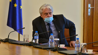 Бивши министри и политици били въвлечени в търговия с гласове