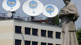 Полша забранява на неевропейски компании да притежават телевизии