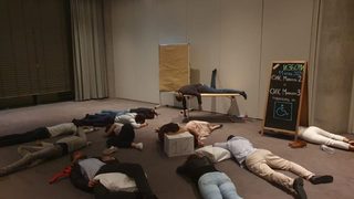 "Всеки път едно и също": гласуването в чужбина отново се превърна в изпитание, този път за доброволците