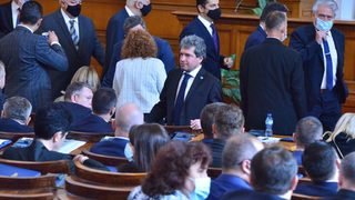 "Ще има правителство": реалност до 5 август или невъзможно уравнение