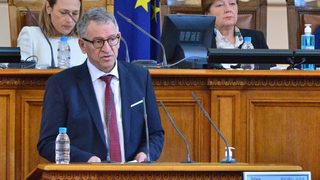 Стойчо Кацаров призова към законодателни промени за преструктуриране на болници (обновена)