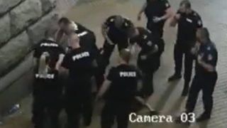 Как главният прокурор и МВР си затварят очите за полицейското насилие