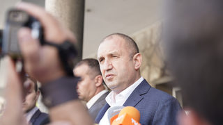 Президентът напомни на партиите, че търпението на хората се изчерпва