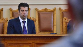 Кирил Петков: Политиката не ми е <span class="highlight">опиум</span>, животът ми извън нея е по-добър