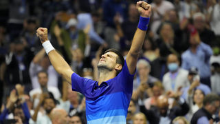 Джокович е на финал на US Open след победа в пет сета срещу Зверев