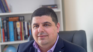 "Демократична <span class="highlight">България</span>" се е регистрирала електронно и преди, но без проблем