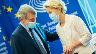 Европарламентът подаде иск срещу Еврокомисията за бездействие