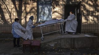 Европа в епицентъра на пандемията, очакват се половин милион жертви