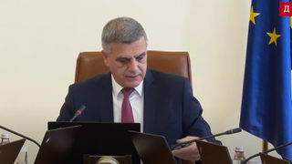 Стефан Янев: Партиите да бъдат ангажирани с политики, а не с <span class="highlight">активни</span> <span class="highlight">мероприятия</span>