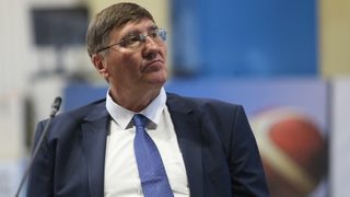Георги Глушков остава начело на българския баскетбол