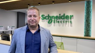 Schneider Electric доставя оборудване и за малки EDGE, и за големи центрове за данни