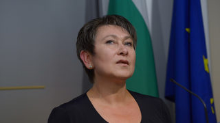 Министърът на икономиката смята, че от 2022 г. може да се възстановят полетите Русе - София