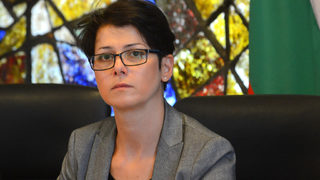 "Не е наясно с дейността и принципите на управление": консолидационната компания за освободения директор