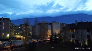 <span class="highlight">Фотогалерия</span>: София расте на изток, а морето е тихо