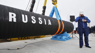 Еврокомисията иска край на дългосрочните газови договори до 2049 г.