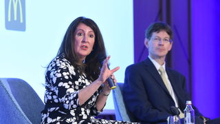 <span class="highlight">AmCham</span> ще представи конкретни сценарии за "зеления преход" <span class="highlight">в</span> <span class="highlight">България</span>
