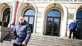 Държавата да купи телевизионните права за българския футбол, предлага Станимир Стоилов
