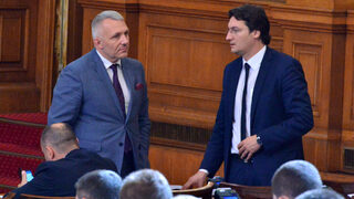 Първите коментари за оставката на Цацаров: Има някаква схемичка и задкулисна сделка