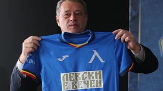 Подкрепен от привържениците, "Левски" обяви нова кампания в търсене на "здрава почва"
