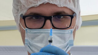 Защо колективният имунитет вече не е цел и още 6 въпроса за COVID-19 и здравето