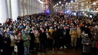 Русия засили репресиите на вътрешния фронт, арестуваните на протести са над 1600