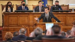 The day in 3 news: Bulgaria "not alone" in opposing ban on Russian gas imports: PM, 36,000 Covid deaths two years on, New records in gas, electricity prices