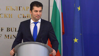 Петков: Рано или късно огромната корупция, свързваща Борисов и министрите му, ще бъде разкрита