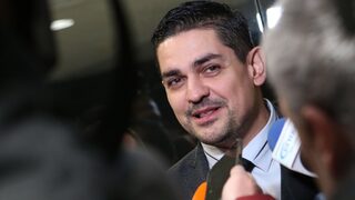 Министърът на спорта е изискал от футболния съюз нови документи за проверка