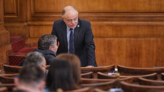 Атанас Атанасов: По предложение на "Демократична България" ще дадем военна помощ на Украйна
