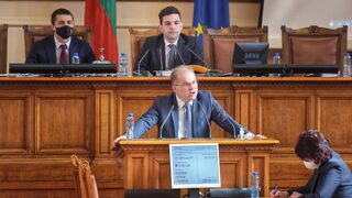След обвинения в опит за овладяване на БНТ парламентът прие правилата за избор на членове на медийния регулатор