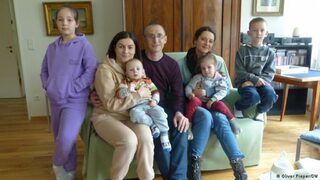"Разбираме се отлично": когато руснаци подслоняват украинци в Германия