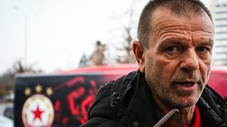 ЦСКА запазва мълчание след среща между ръководството и Младенов