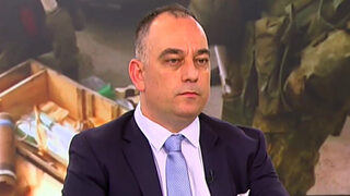 Калоян <span class="highlight">Икономов</span> от "Продължаваме промяната": Ще гласувам за изпращането на оръжия за Украйна