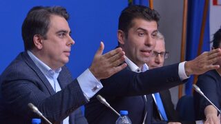 От спокойствие до контраатака: как властта отговори на спирането на руския газ
