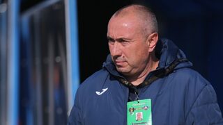 Стоилов: Нещата във футбола ни са прекалено примитивни, все още не искаме промяната