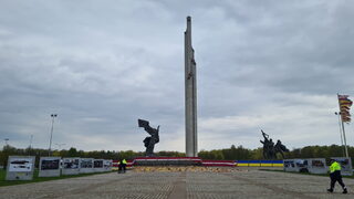 Латвийският вътрешен министър подаде оставка заради тържества за 9 май