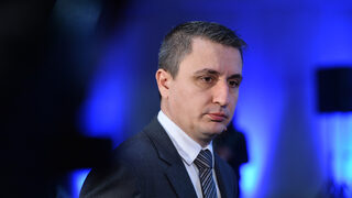Министърът на енергетиката очаква скок в цената на парното и обеща компенсации