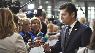 Пристанището в Бургас единствено в ЕС ще може да внася руски петрол