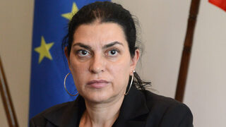 Бившият депутат от ДПС Велислава Кръстева влиза в екипа на директора на Народния театър