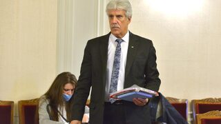 Парламентът се съгласи с ГЕРБ за проверка на подписаното от кабинета с <span class="highlight">Gemcorp</span>