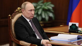 Русия санкционира 61 американци, сред тях министрите на финансите и енергетиката