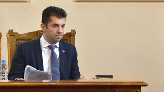 Законопроектът за антикорупционната комисия е готов и утре влиза в парламента, обяви премиерът