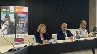 Броят на туристите в София расте, 48% са от чужбина, обяви Фандъкова
