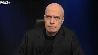 "Има такъв народ" и паяците в тъмното