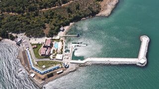 Премахването на кея на Доган вече две години не може да започне заради защитени птици